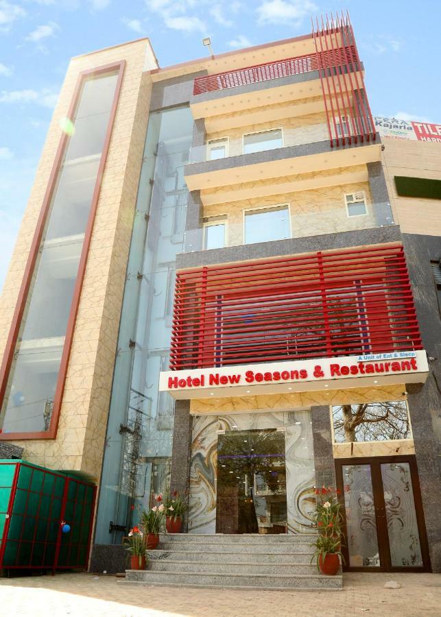 Hotel New Seasons Kalka Exterior photo